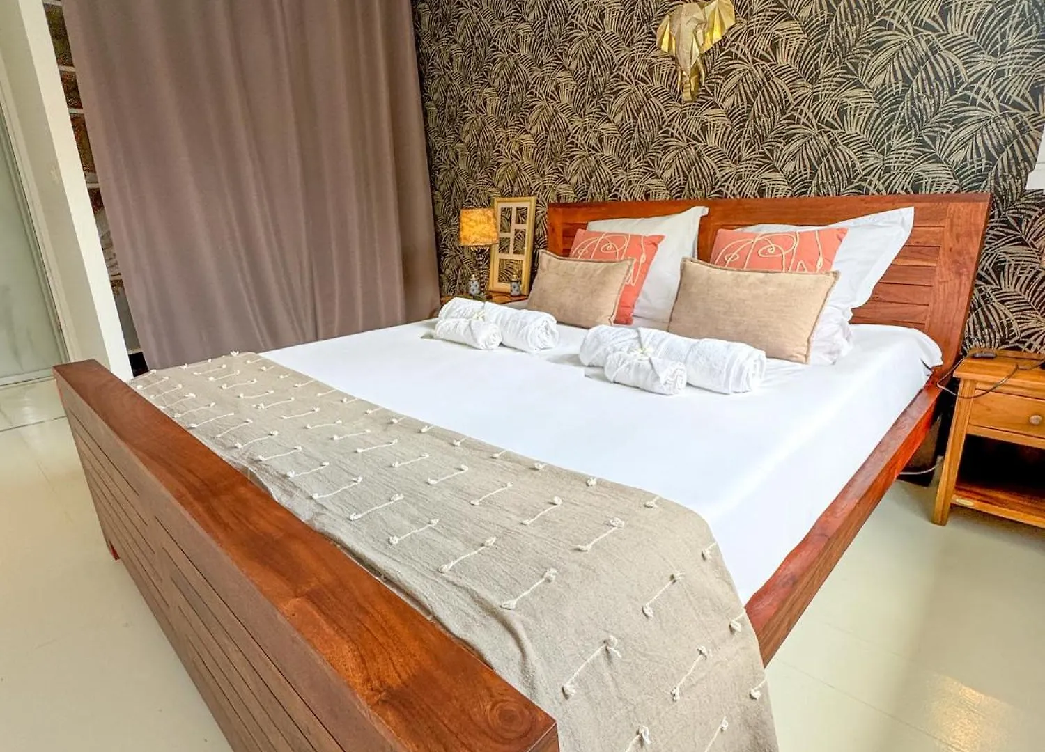 Villa Les Esperides, Grand Standing Vue Mer & Golf, Proche Plage 莱特鲁瓦西莱